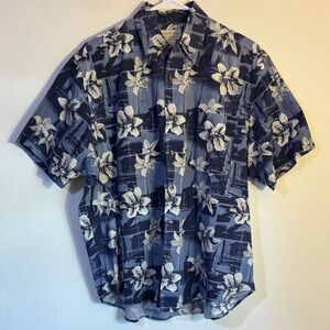 Crossings Large Hawaiian Navy Floral Men's Casual pocketed Shirt